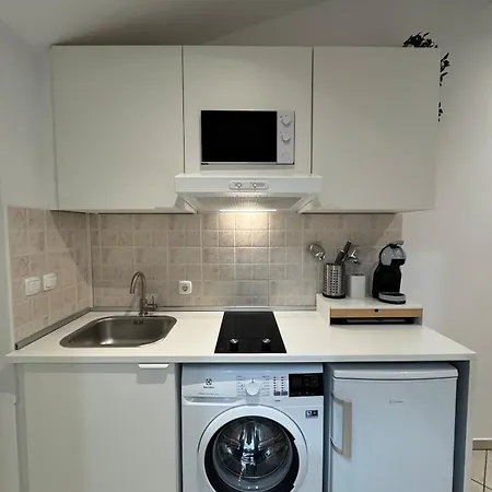 Apartman M A R 2